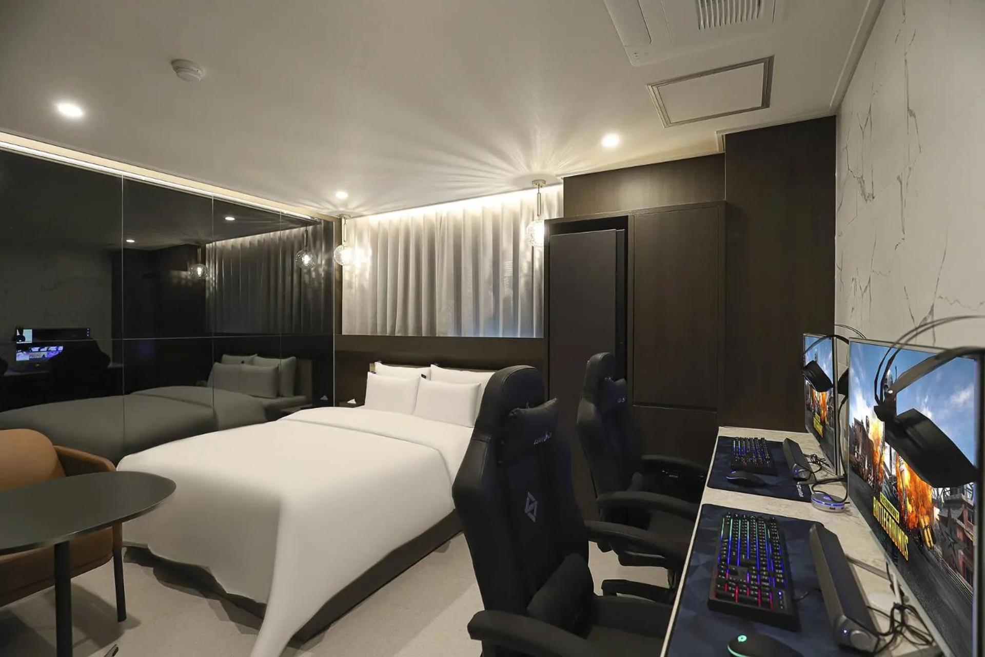 Rosy Hotel Cheongju Bagian luar foto