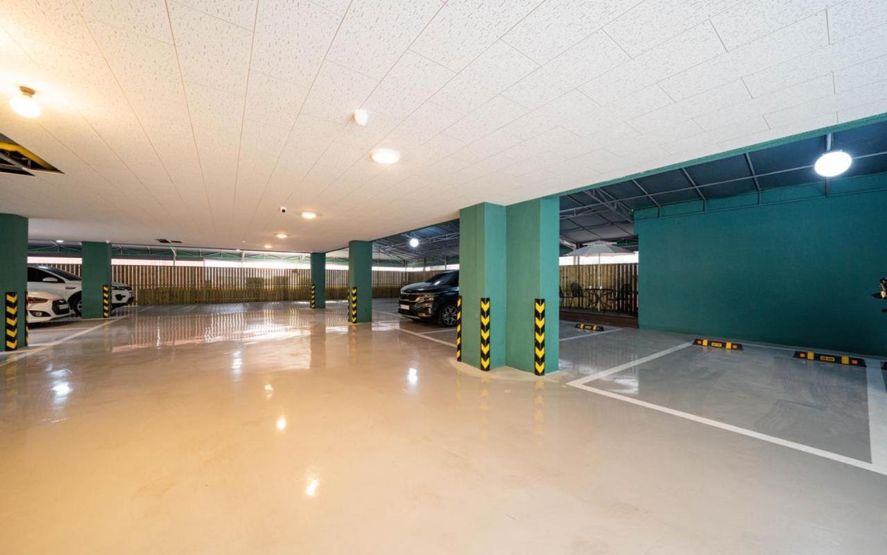 Rosy Hotel Cheongju Bagian luar foto
