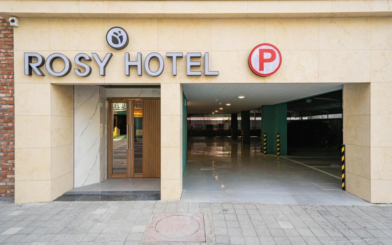 Rosy Hotel Cheongju Bagian luar foto